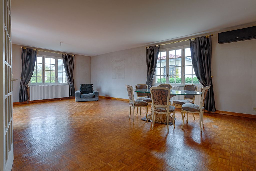 Achat maison à vendre 2 chambres 117 m² - Valence