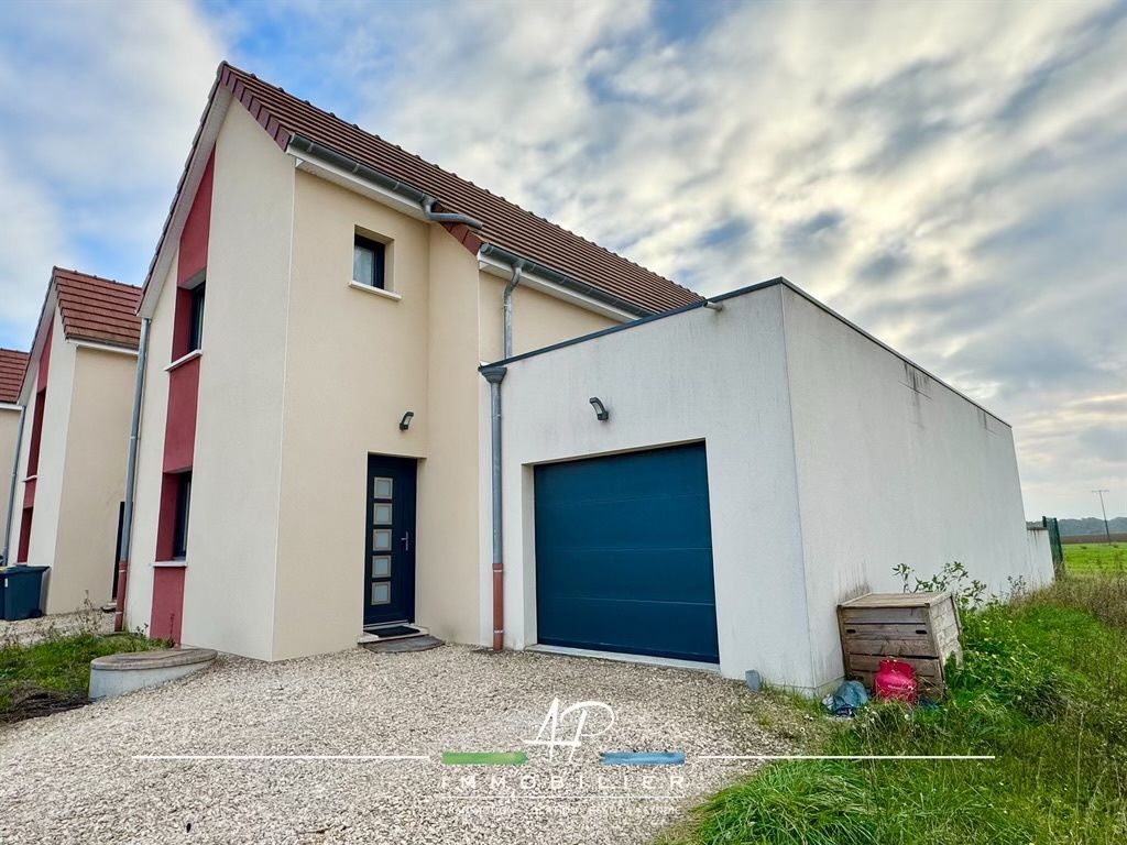 Achat maison à vendre 4 chambres 137 m² - Magny-sur-Tille