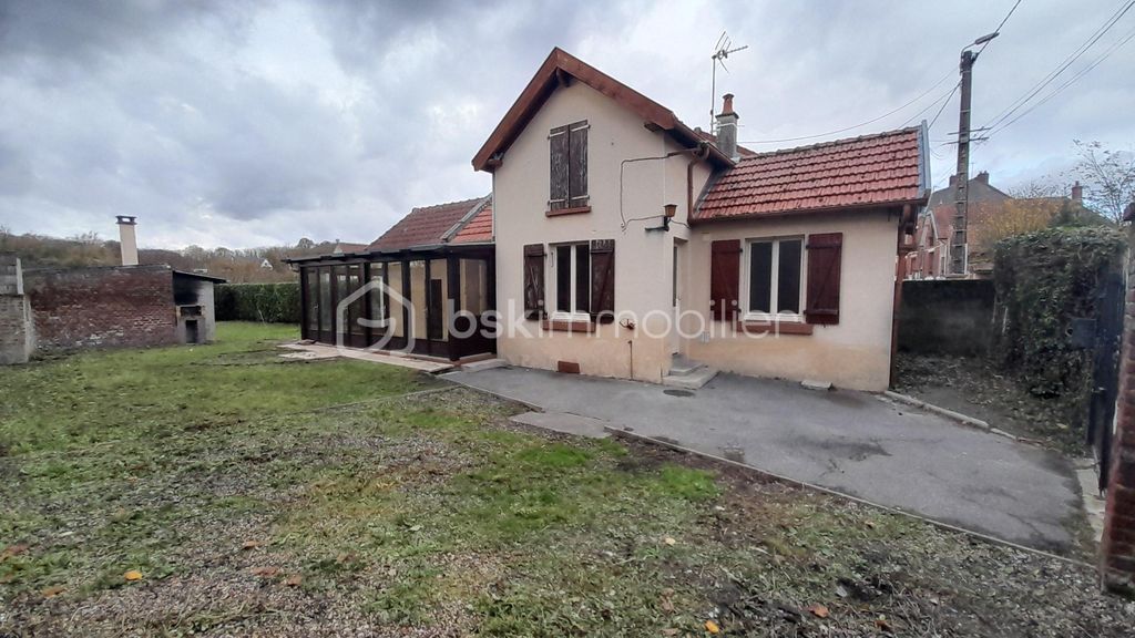 Achat maison à vendre 2 chambres 66 m² - Vendeuil