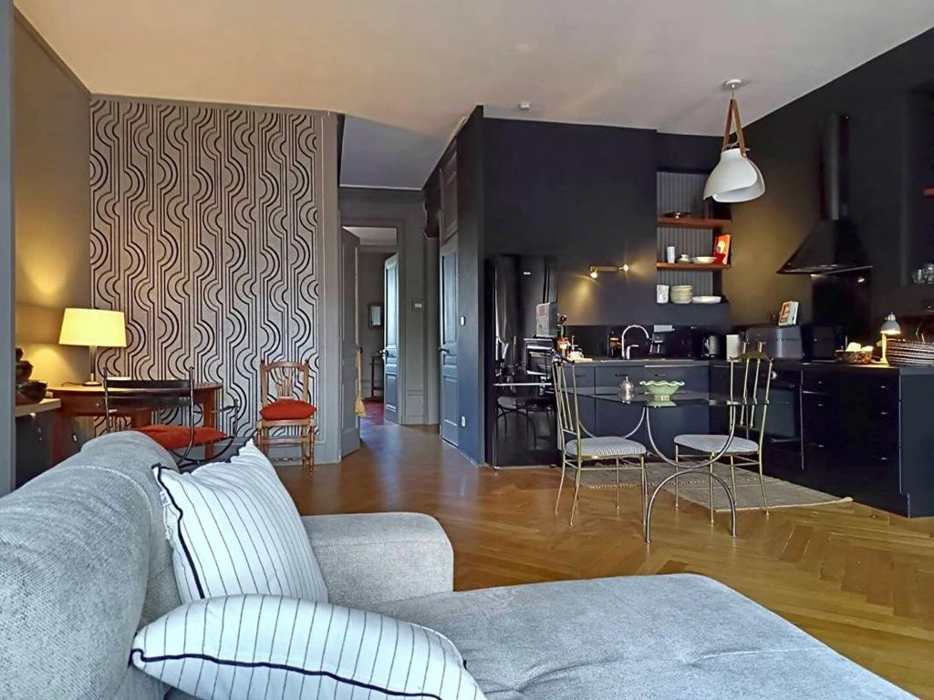 Achat appartement à vendre 2 pièces 67 m² - Lyon 6ème arrondissement