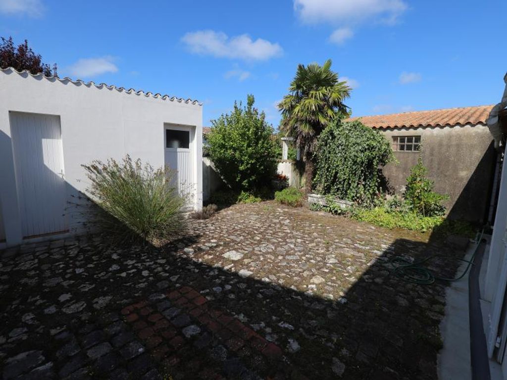 Achat maison à vendre 3 chambres 106 m² - Saint-Georges-d'Oléron