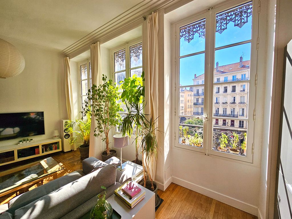 Achat appartement à vendre 3 pièces 71 m² - Lyon 1er arrondissement