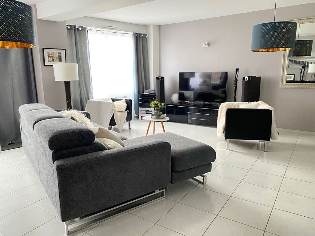 Achat maison à vendre 4 chambres 180 m² - Ligné