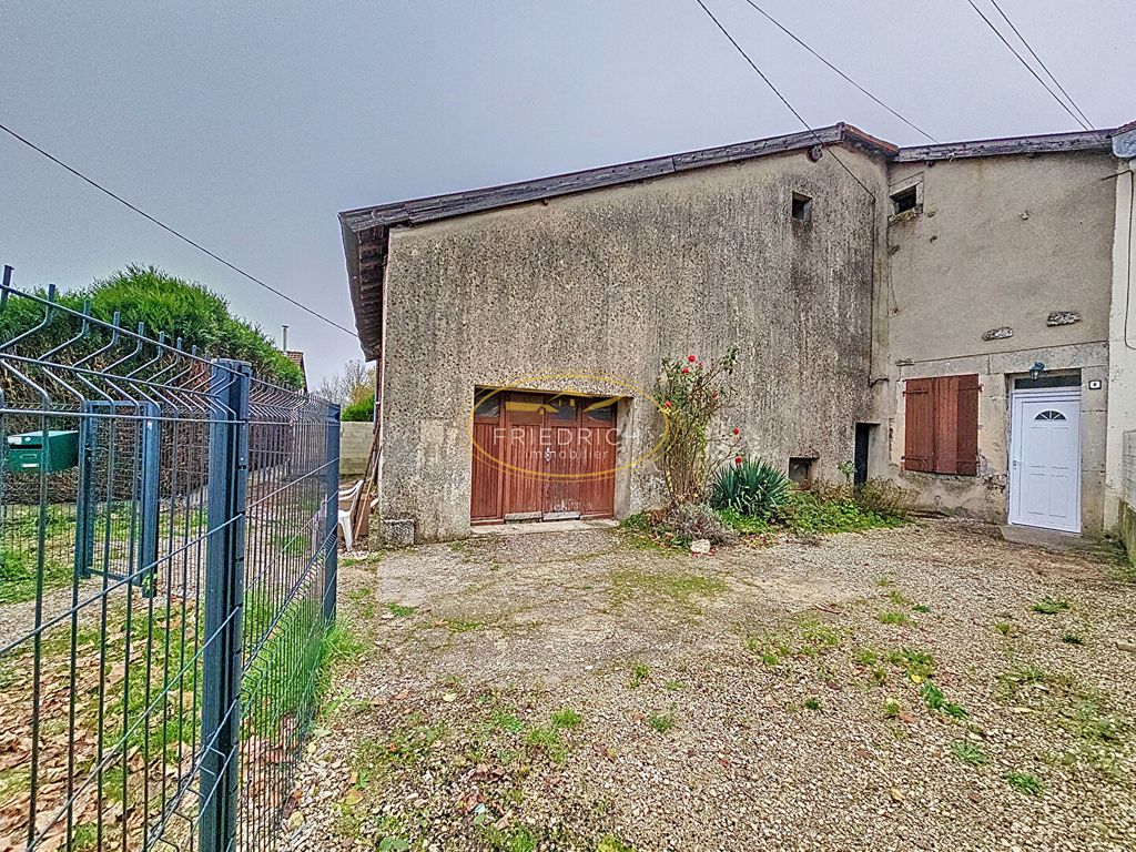 Achat maison à vendre 2 chambres 83 m² - Tréveray