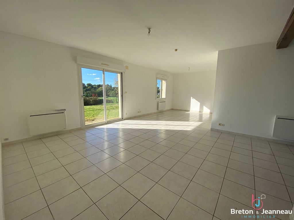 Achat maison à vendre 3 chambres 102 m² - Saint-Jean-sur-Mayenne