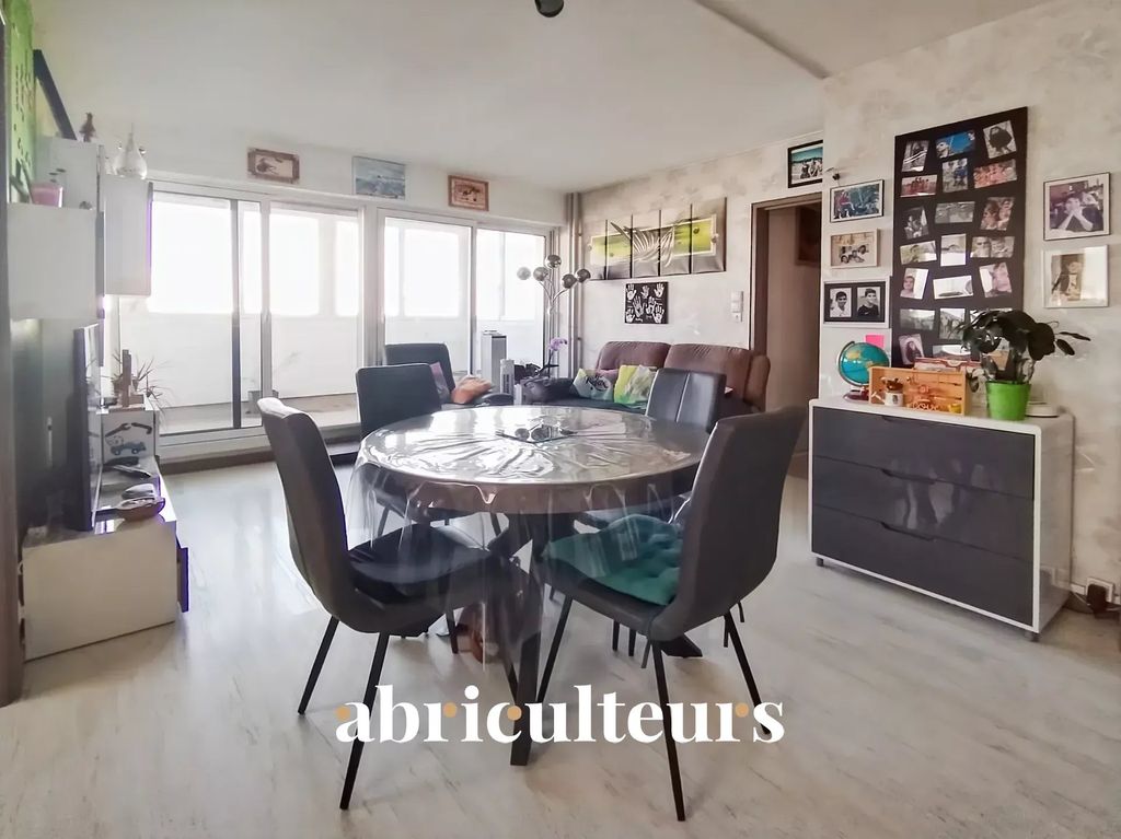 Achat appartement à vendre 4 pièces 86 m² - La Rochelle