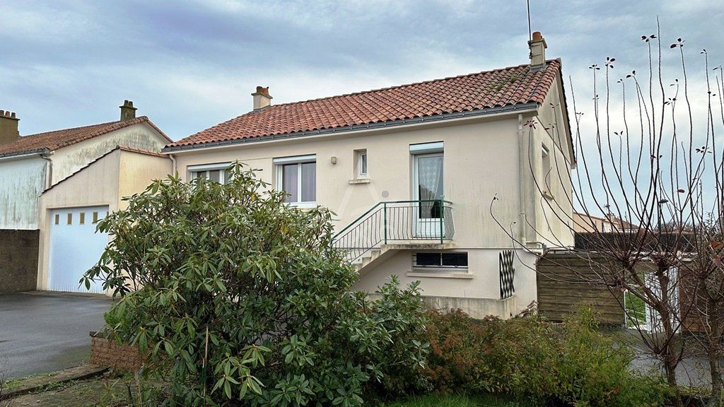 Achat maison à vendre 3 chambres 94 m² - La Bruffière