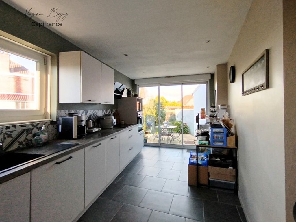 Achat maison à vendre 2 chambres 83 m² - Bourbourg