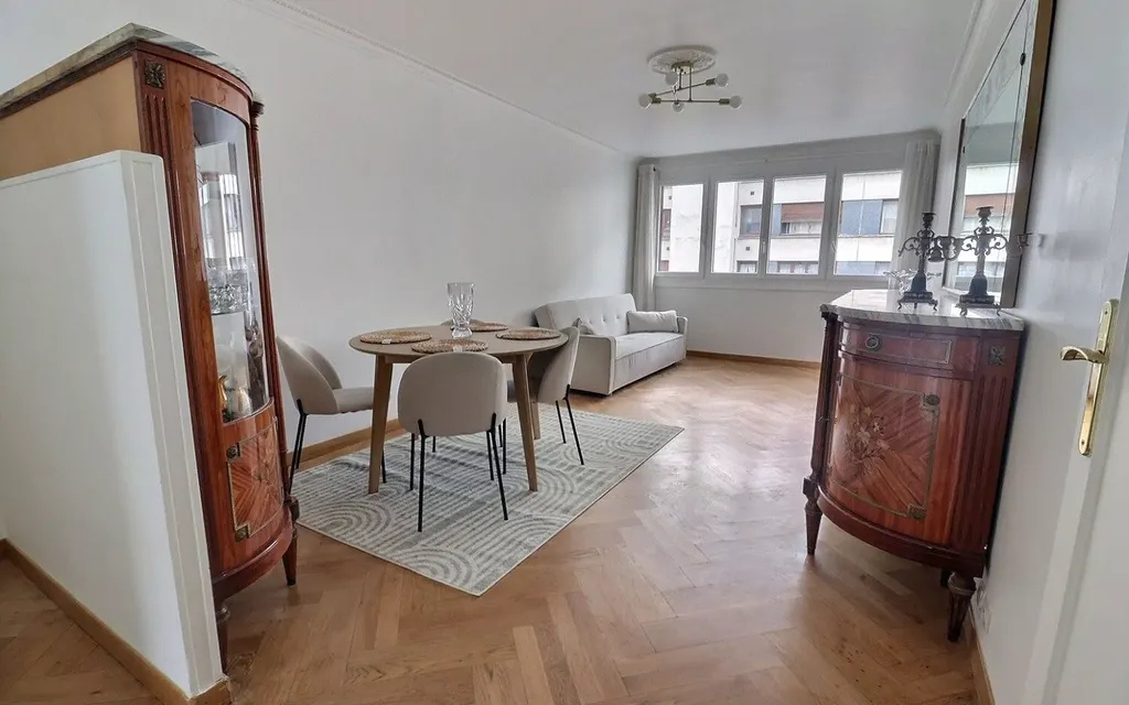 Achat appartement à vendre 3 pièces 64 m² - Paris 19ème arrondissement