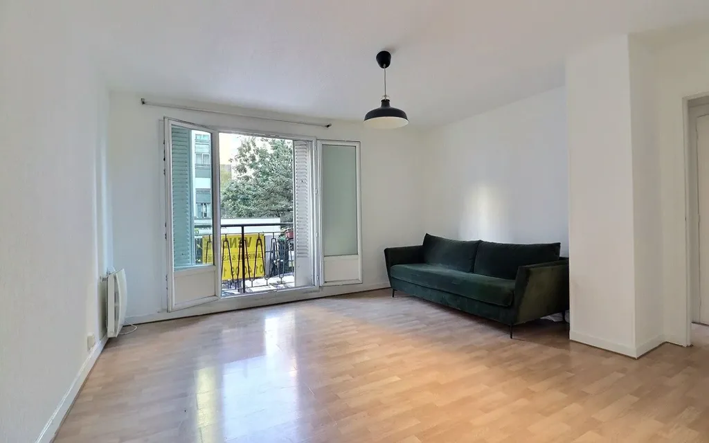 Achat appartement à vendre 3 pièces 57 m² - Paris 19ème arrondissement