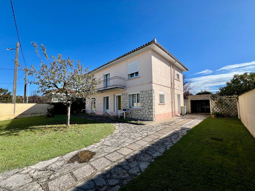 Achat maison à vendre 4 chambres 129 m² - Villeneuve-sur-Lot