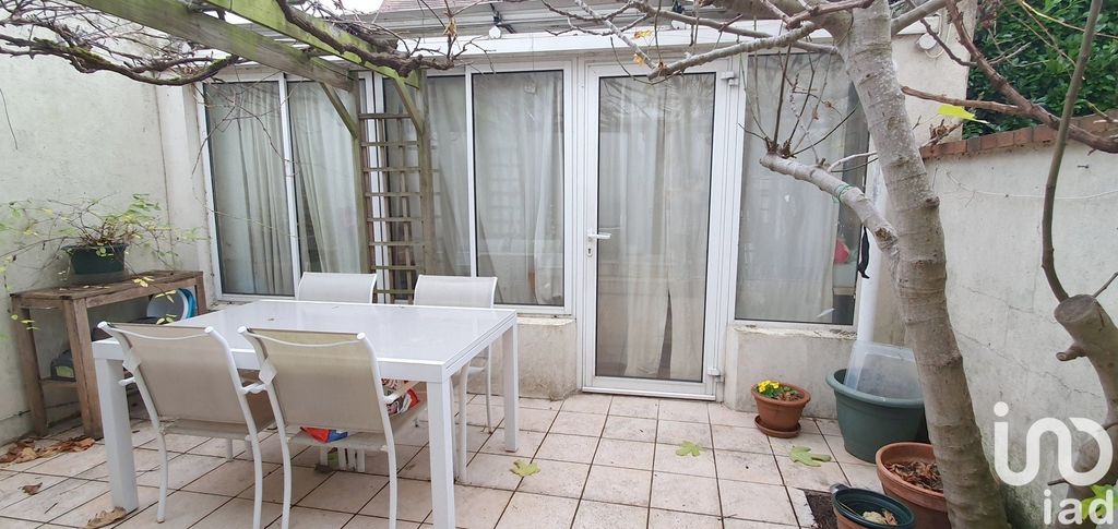 Achat maison à vendre 2 chambres 96 m² - Croissy-sur-Seine