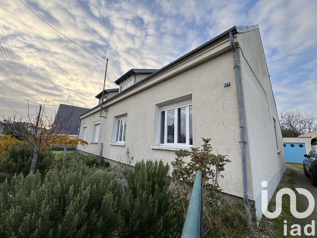 Achat maison à vendre 3 chambres 114 m² - Orléans