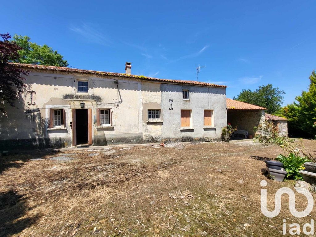 Achat maison à vendre 2 chambres 96 m² - Vix