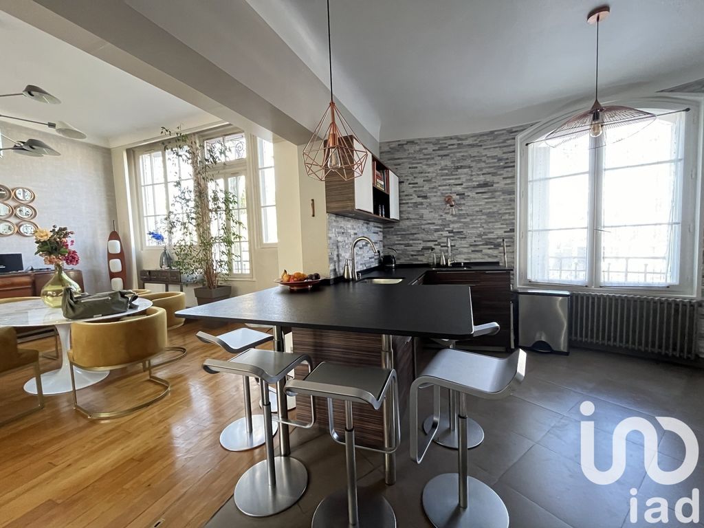 Achat maison à vendre 7 chambres 241 m² - Paris 19ème arrondissement