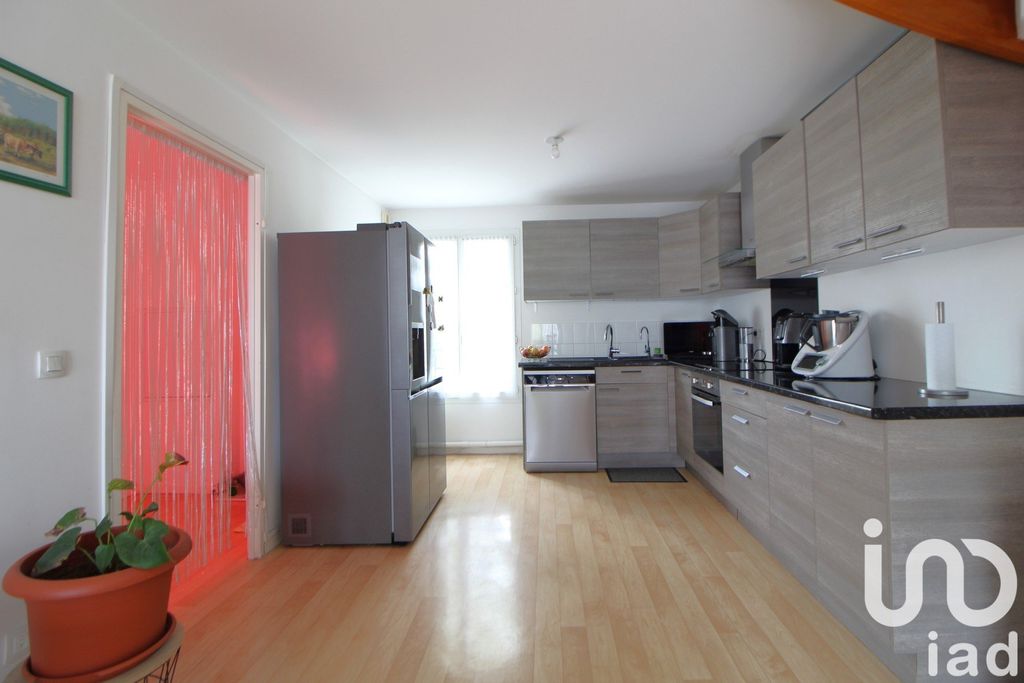 Achat duplex à vendre 4 pièces 67 m² - Savigny-le-Temple