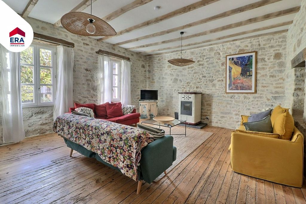 Achat maison à vendre 5 chambres 160 m² - Saint-Pierre-Toirac