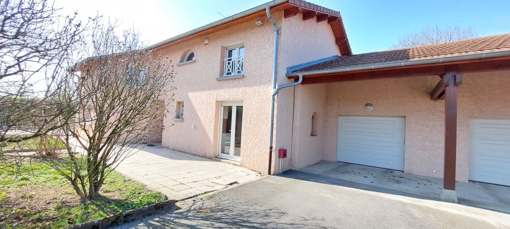 Achat maison à vendre 6 chambres 190 m² - Saint-Denis-lès-Bourg