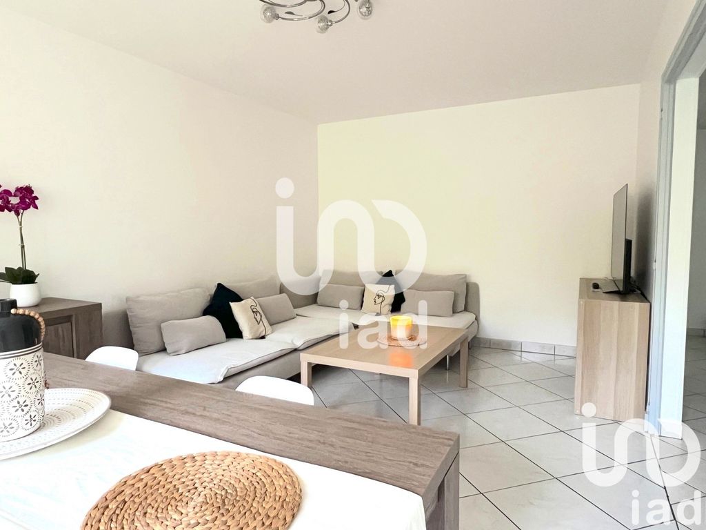 Achat appartement à vendre 4 pièces 80 m² - Bourgoin-Jallieu