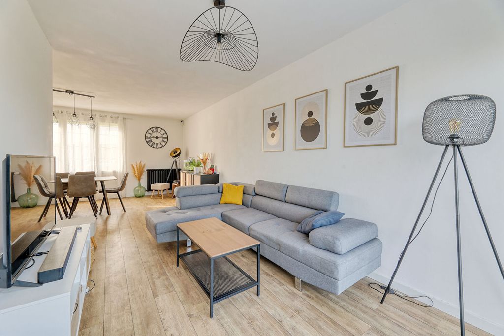 Achat maison à vendre 2 chambres 79 m² - La Bruffière