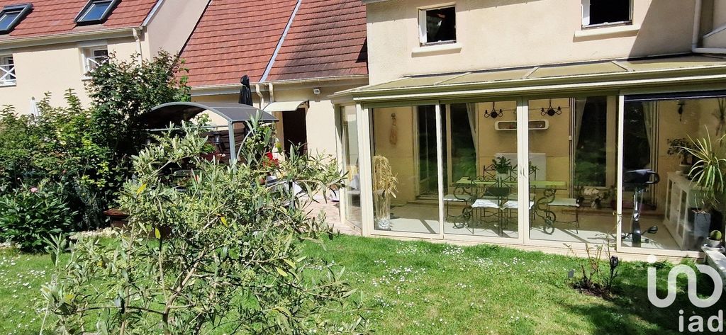 Achat maison à vendre 4 chambres 90 m² - Crégy-lès-Meaux