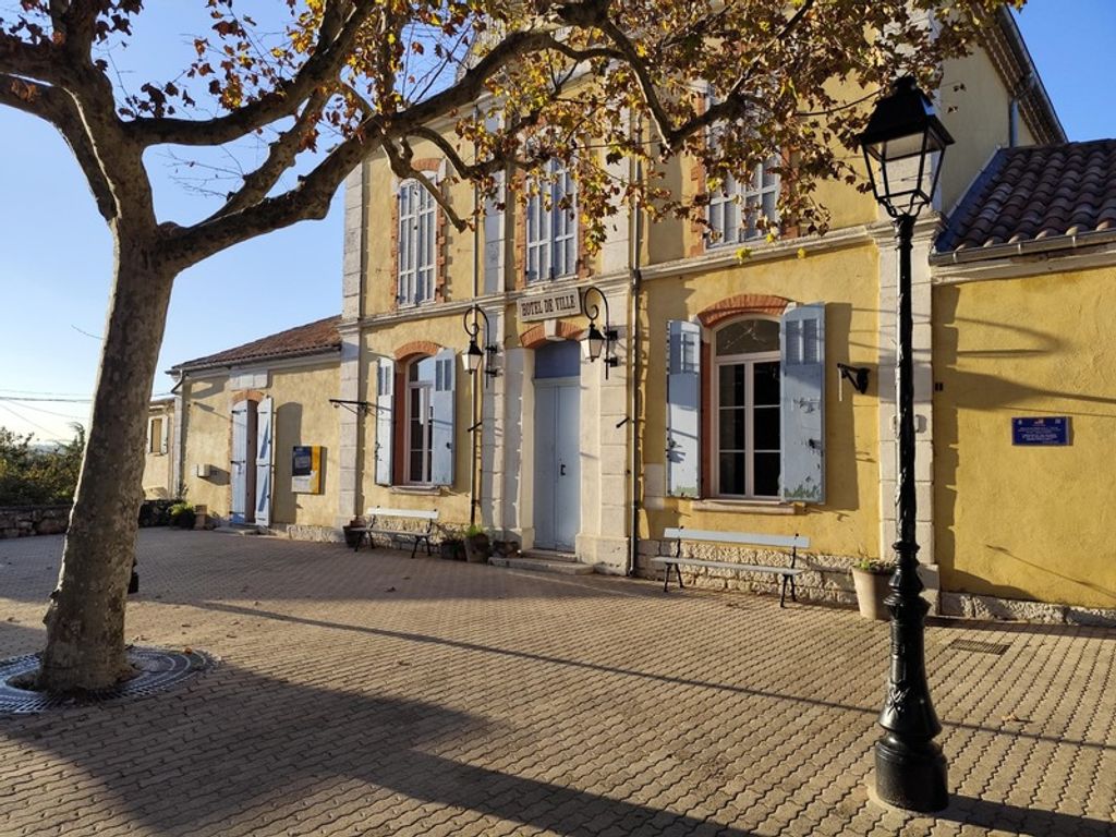 Achat maison à vendre 3 chambres 107 m² - Seillons-Source-d'Argens