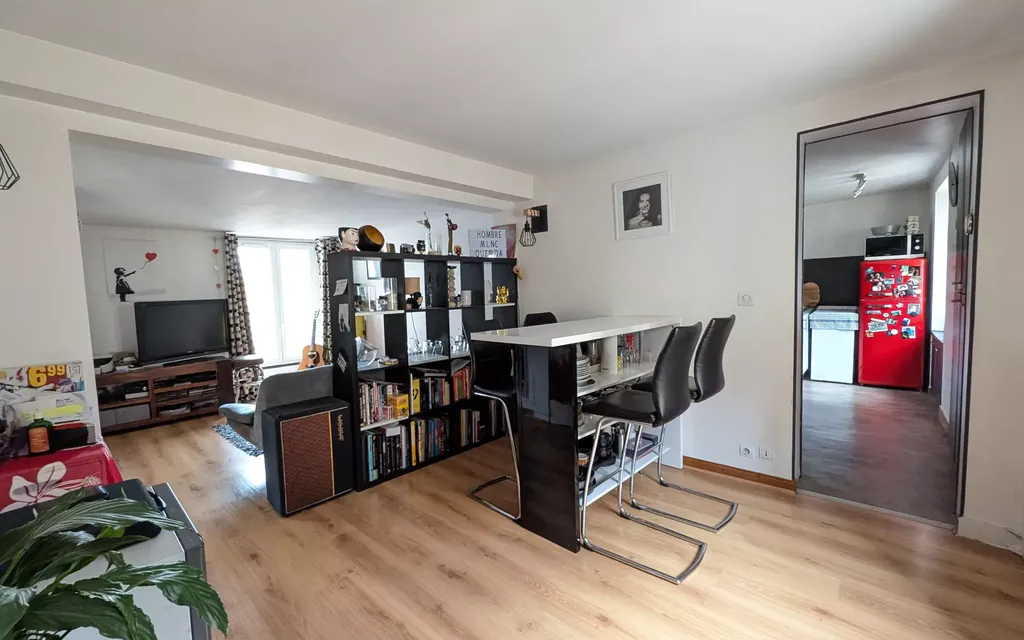 Achat appartement à vendre 5 pièces 66 m² - Sucy-en-Brie