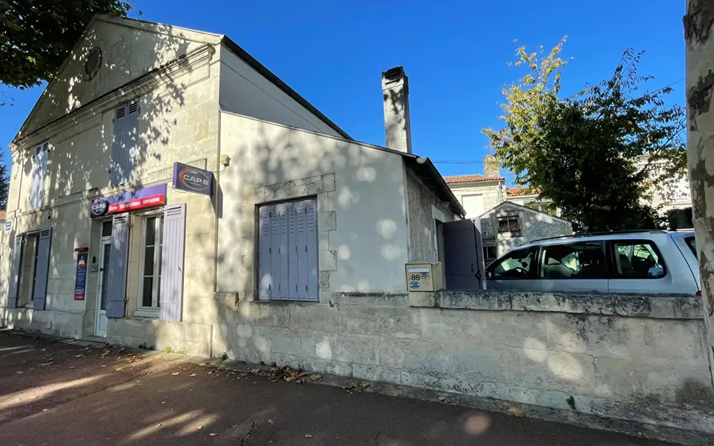 Achat maison à vendre 3 chambres 100 m² - Saintes