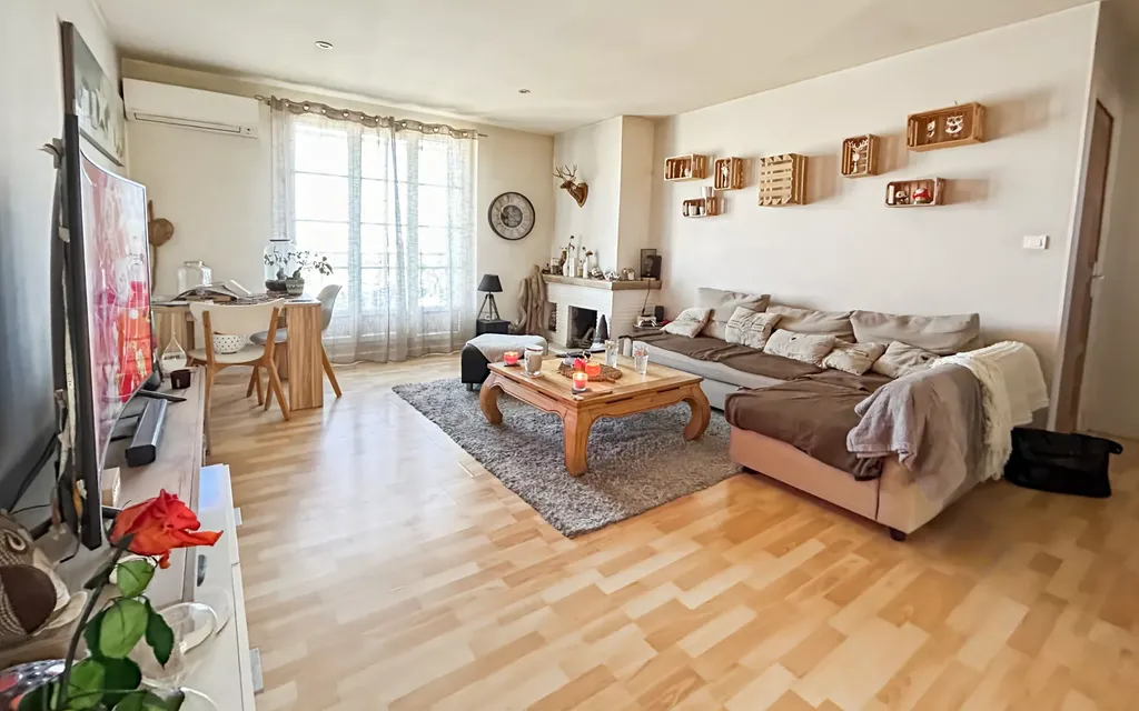 Achat appartement à vendre 2 pièces 54 m² - La Seyne-sur-Mer