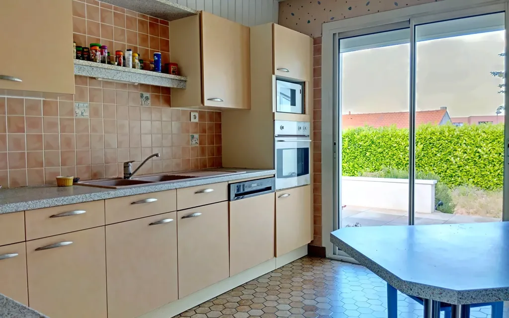 Achat maison à vendre 4 chambres 132 m² - Cholet