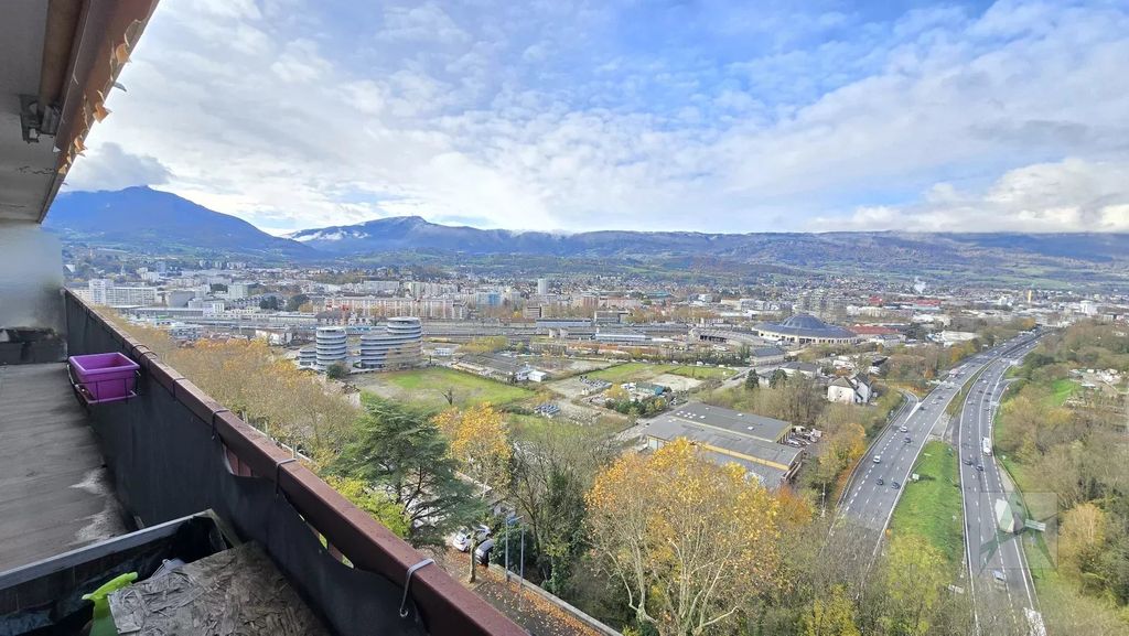 Achat appartement à vendre 4 pièces 101 m² - Chambéry