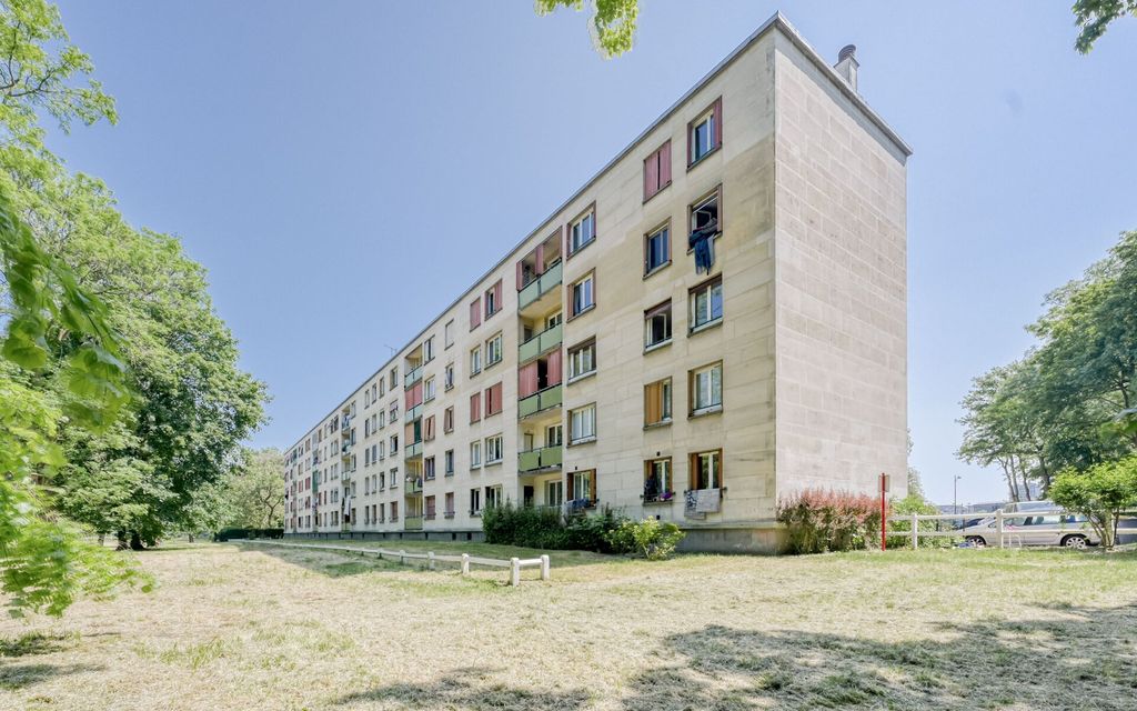 Achat appartement à vendre 3 pièces 64 m² - Clichy-sous-Bois