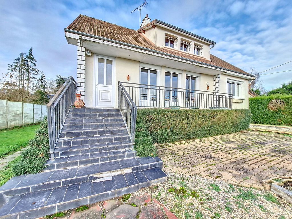 Achat maison à vendre 5 chambres 132 m² - Mézières-en-Vexin