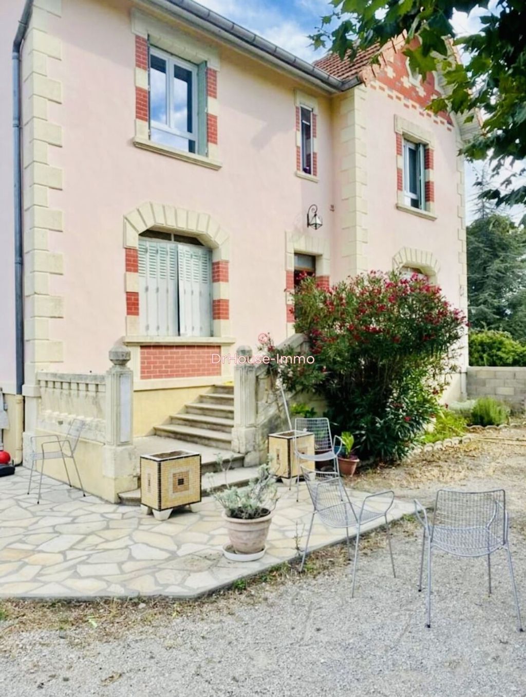 Achat maison à vendre 4 chambres 176 m² - Violès