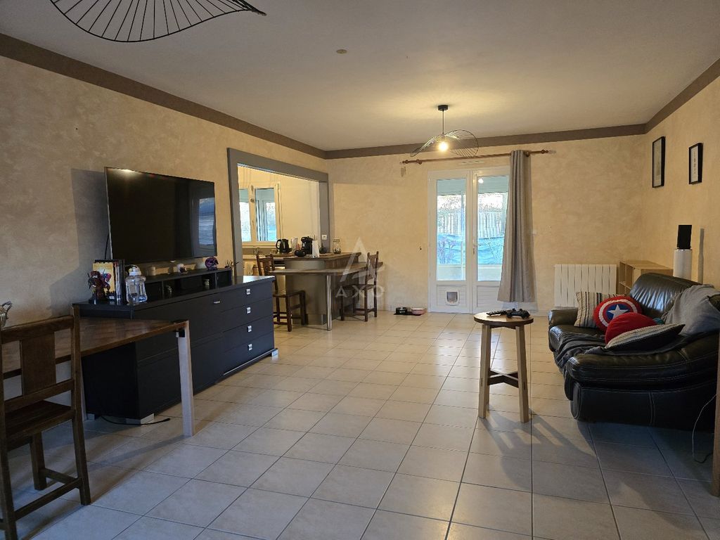 Achat maison à vendre 2 chambres 100 m² - Beaufou