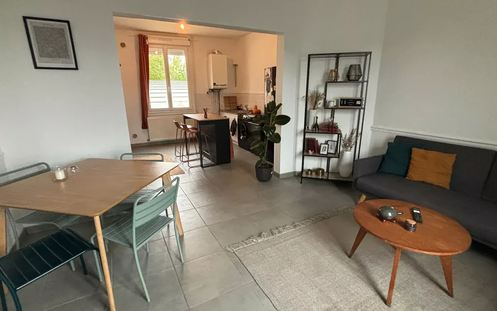 Achat maison à vendre 2 chambres 80 m² - La Fère