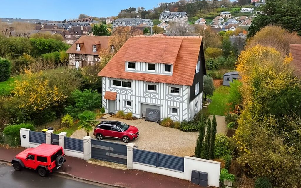 Achat maison à vendre 6 chambres 231 m² - Deauville