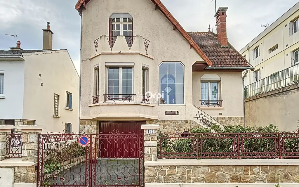 Achat maison à vendre 3 chambres 122 m² - Montluçon