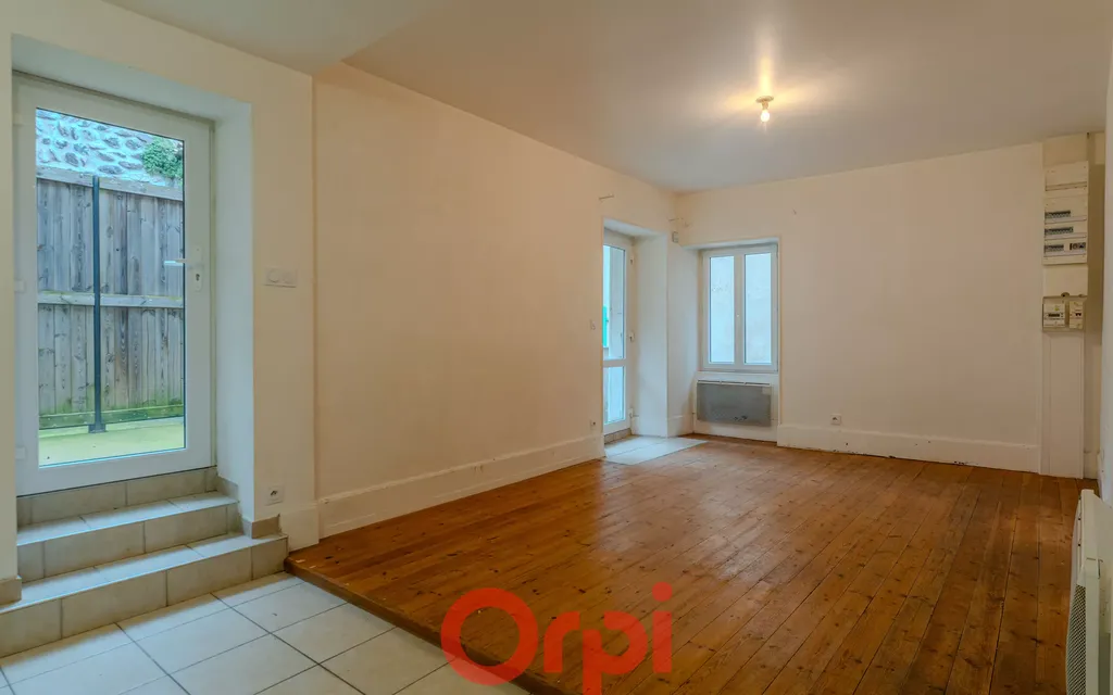 Achat appartement à vendre 2 pièces 45 m² - Alba-la-Romaine