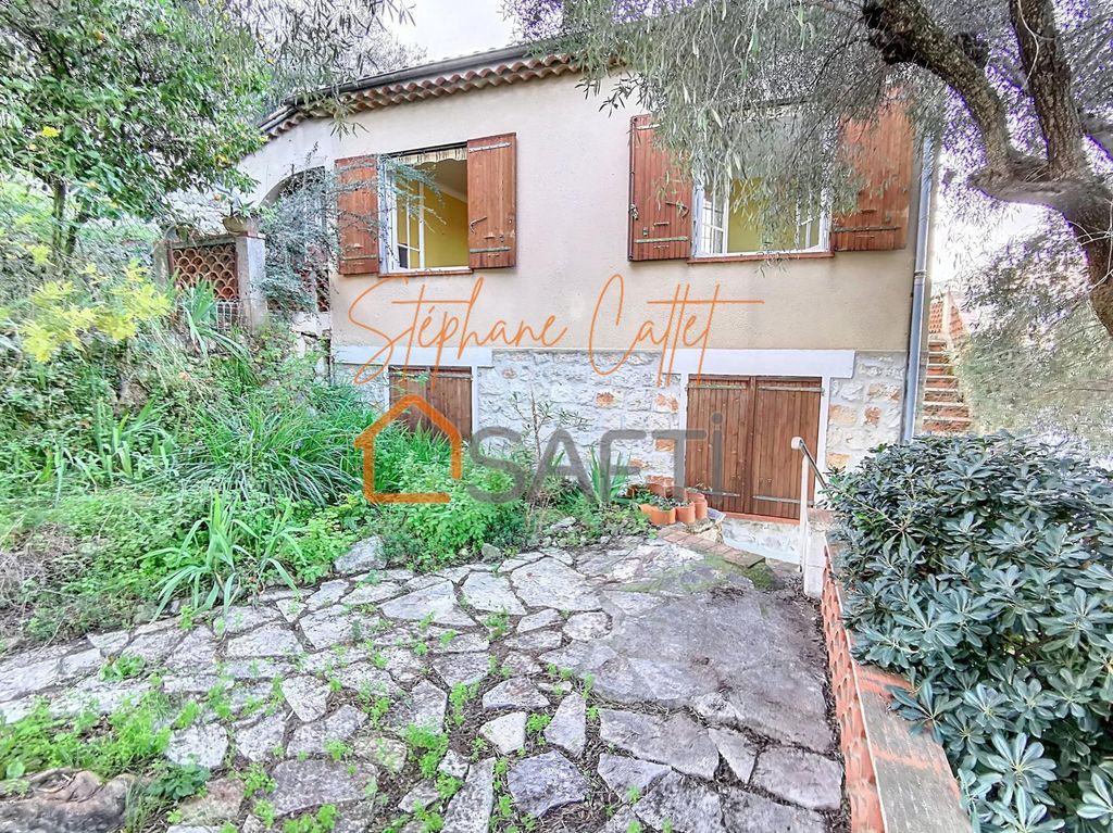 Achat maison à vendre 4 chambres 135 m² - Vence