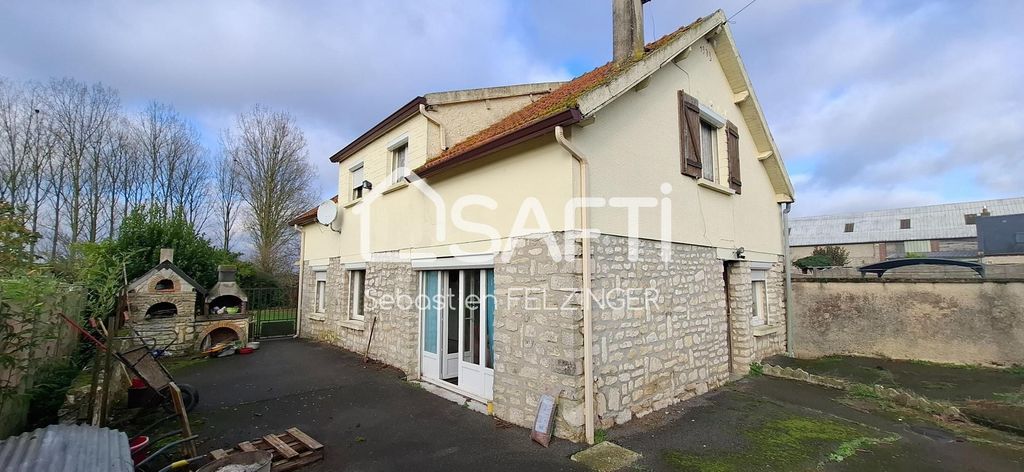 Achat maison à vendre 4 chambres 125 m² - Cuirieux