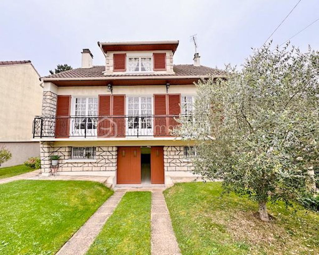 Achat maison à vendre 4 chambres 130 m² - Roissy-en-Brie