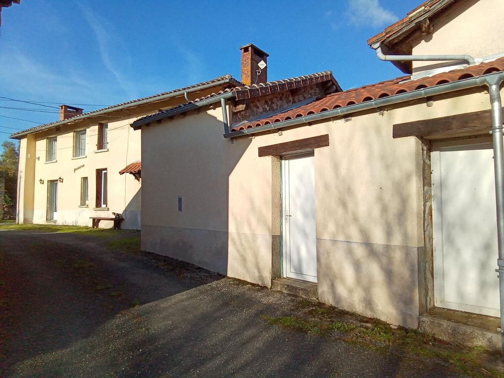 Achat maison à vendre 3 chambres 148 m² - Saint-Auvent