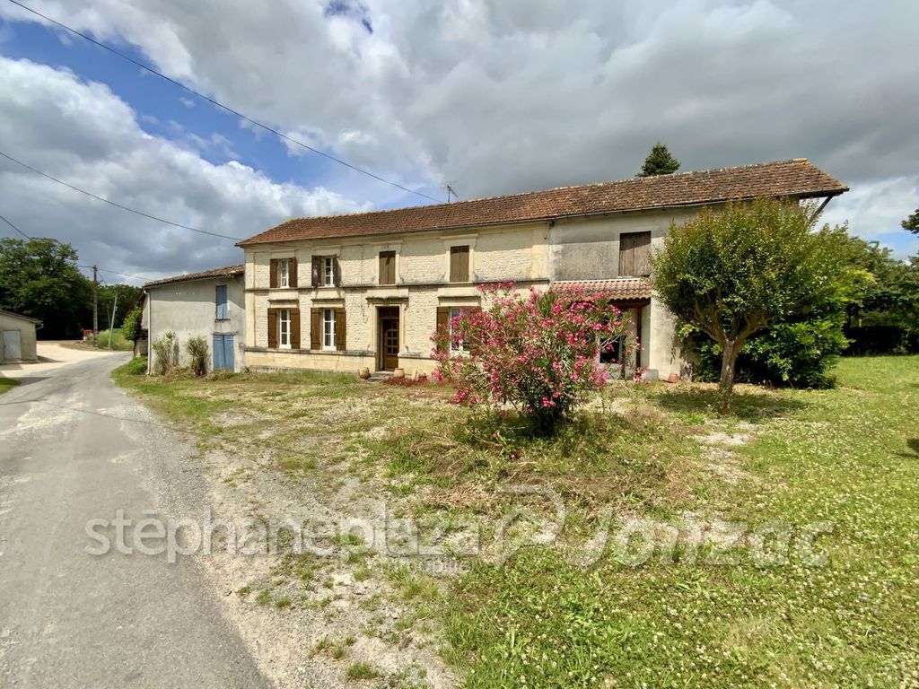 Achat maison à vendre 4 chambres 123 m² - Jonzac