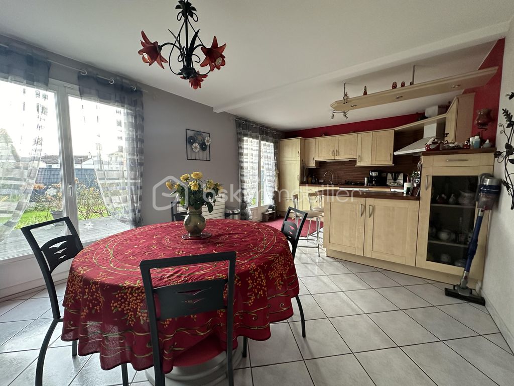 Achat maison à vendre 2 chambres 78 m² - Le Mans