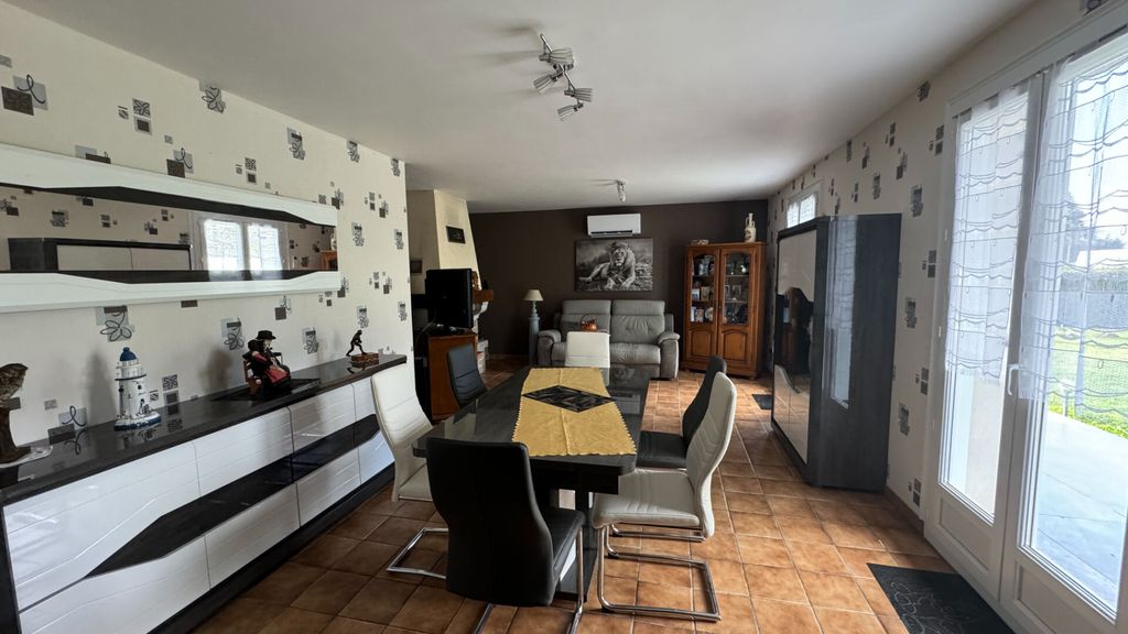 Achat maison 3 chambre(s) - La Chapelle-Taillefert