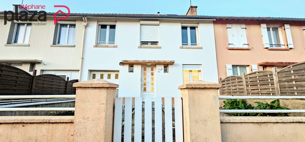 Achat maison à vendre 3 chambres 82 m² - Douarnenez