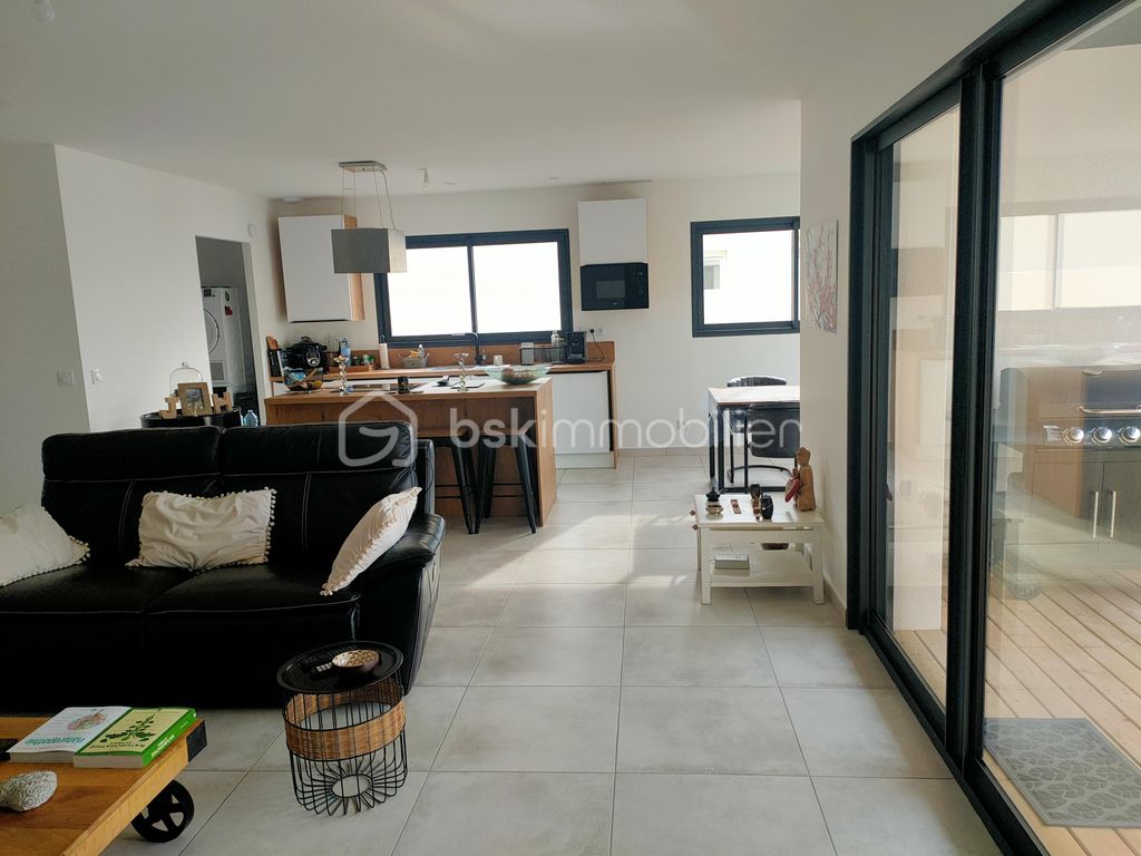 Achat maison à vendre 3 chambres 115 m² - Sallèles-d'Aude