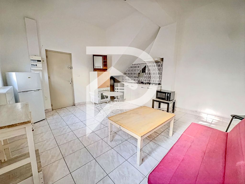 Achat appartement à vendre 2 pièces 32 m² - Nîmes