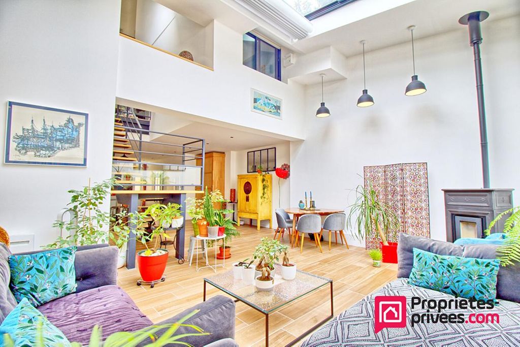 Achat loft à vendre 5 pièces 131 m² - Angers